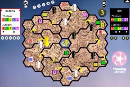 Fabien a réuni les deux terrains de gauche, Loïc prot?ge sa zone en choisissant son pion 3