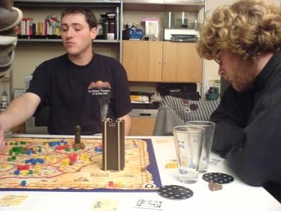 Cedric s'explique ! et Adrien, à droite, médite ...