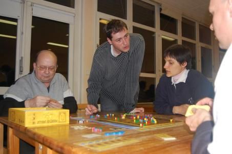 Je suppose que je demandais d'éclaicir un point avant de commencer, l?...