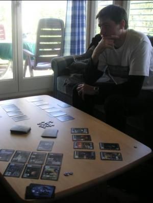 L?, je fais bien pensif...