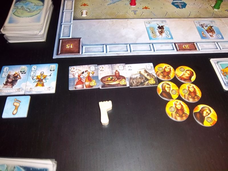 Quelques éléments accumulés de mon coté...je me suis pris d'amitié pour les demi-dieux.