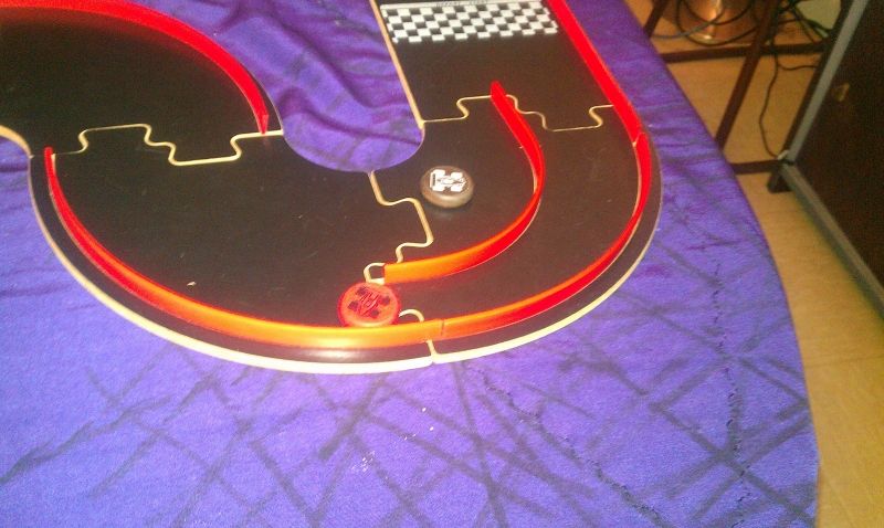 Dans le dernier virage, juste devant Marti...