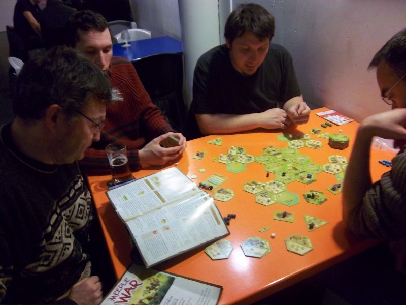 Meeple War : "Alors monsieur Cormyr, comment ça marche ?"
