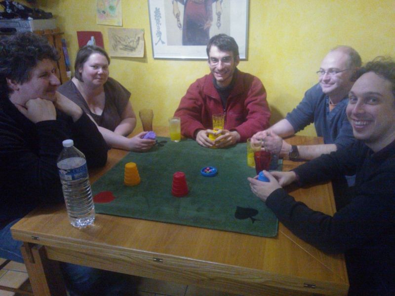 Perudo avec Blue, Catherine, Cyril, bub27, Loïc et Shanouillette (qui prend la photo)