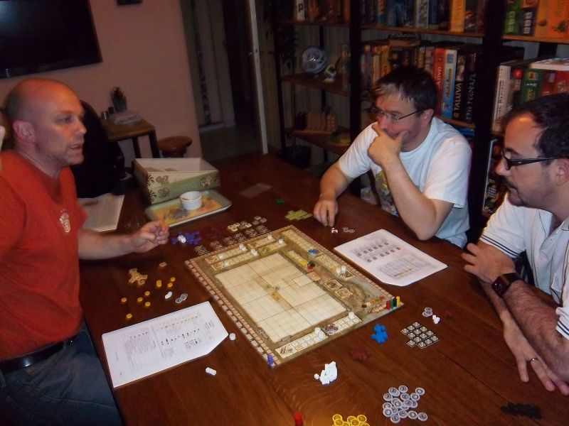 Messieurs Palferso, Cormyr et Thieumm, prêts pour la construction de Buenos aires.