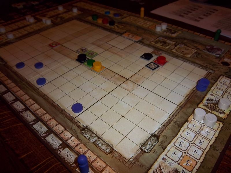 Nous sommes à peine en 1783, il y a quelques malheureux bâtiments, et déjà une attaque menée par monsieur Thieumm.