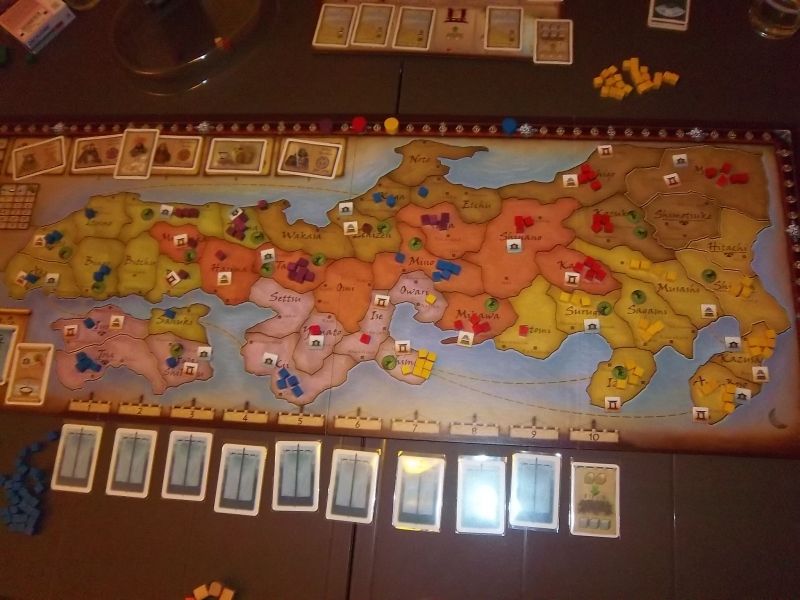 Le plateau final après les révoltes. 