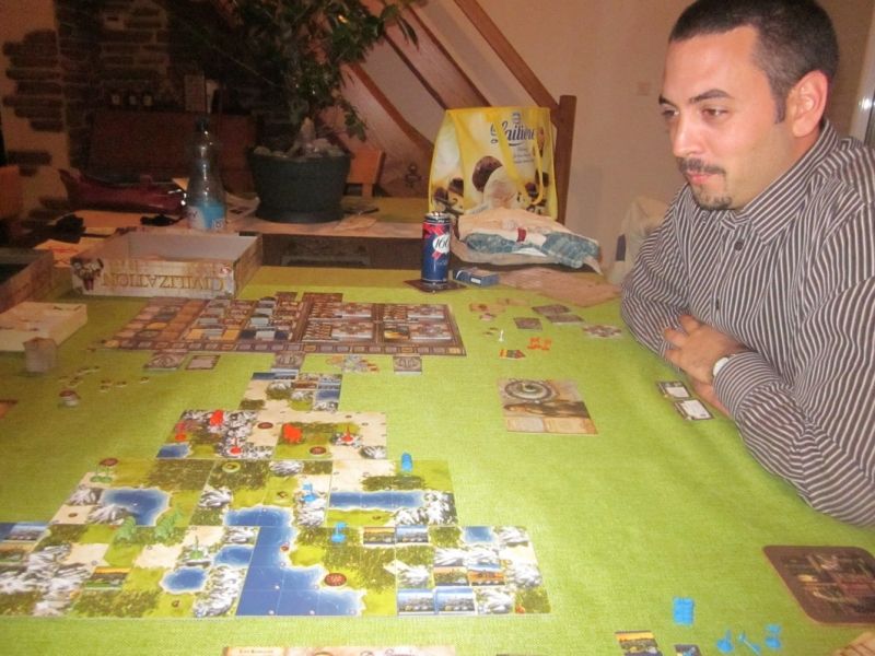 Le plateau est découvert la course est ouverte.