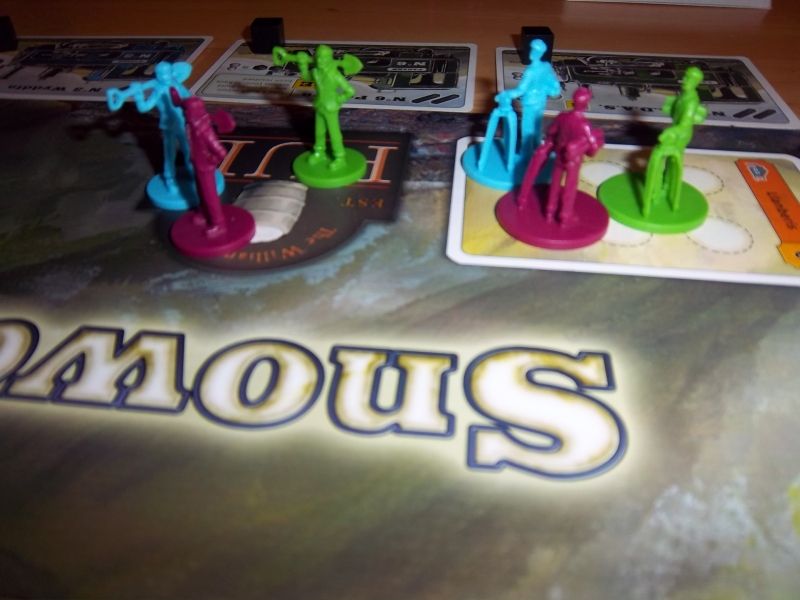 Allez les gars, on vous embauche...