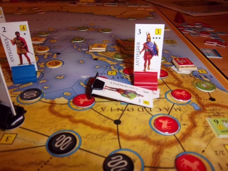 Antipater vient de vaincre Lysimachus, et Antigonus semble surveiller Perdicas pas loin de son objectif final...