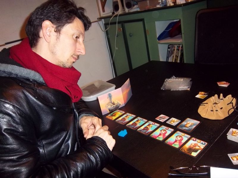 Monsieur Edouard admirant ses personnages...