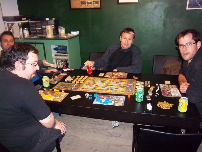 "Oh le Morbanc ! Tu sais qu'on attend plus que toi là ?"...Oui ben minute, je bosse pour la presse moi... 