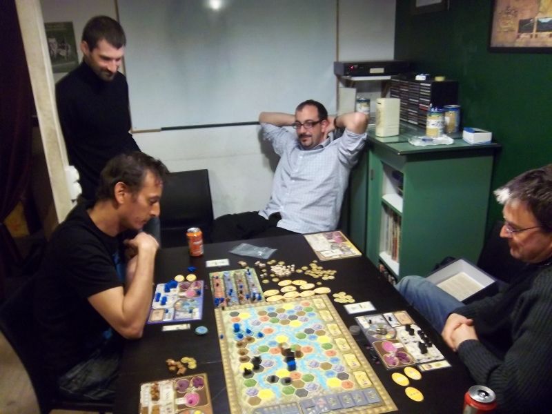 Monsieur Cartal et monsieur Thieumm sont venus nous voir...faut bien combler les temps d'attente :-)