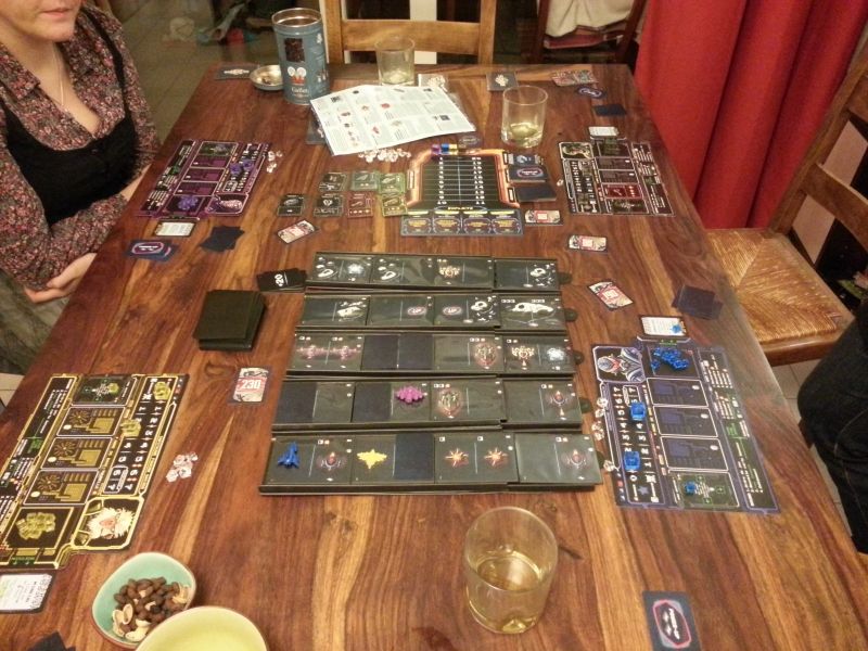 ya du sacré matos et faut pas mal de place :) En route pour l'aventure !!!