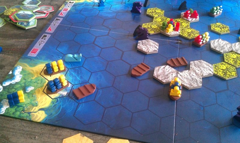 L'excellent convoit bleu jaune