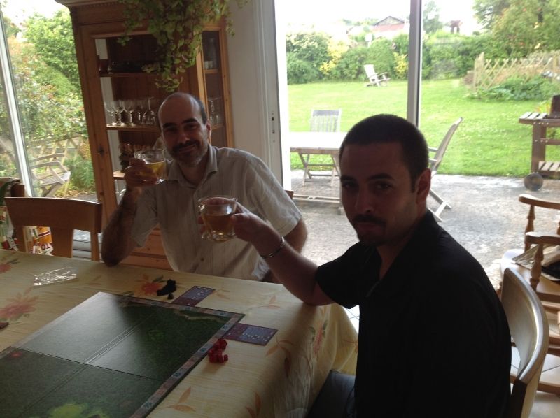 Et mes adversaires lèvent leur verre à ma future victoire