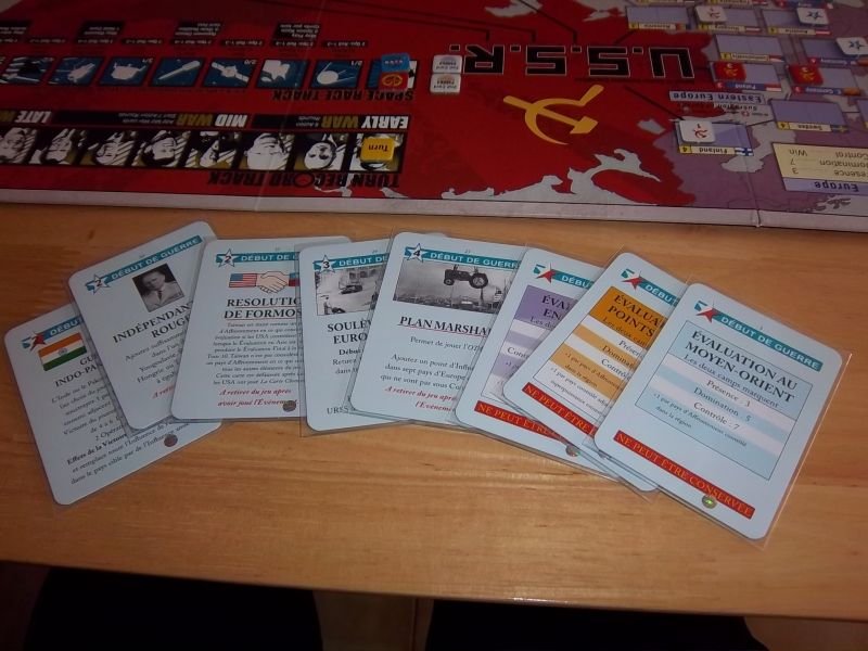 Ma première main de cartes...pas mal, mais pas quand on est soviètique !
