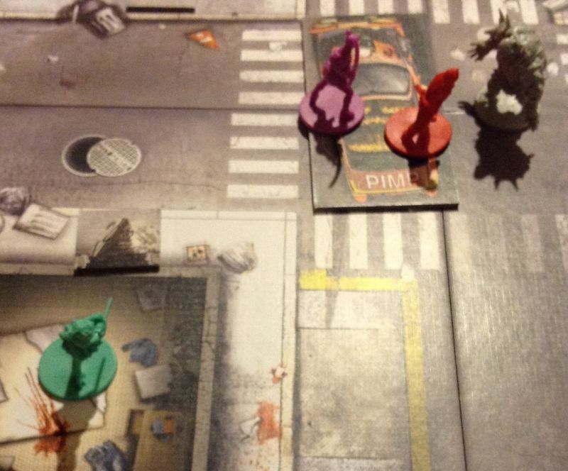 Là, tel que vous me voyez, je fouille la pièce.