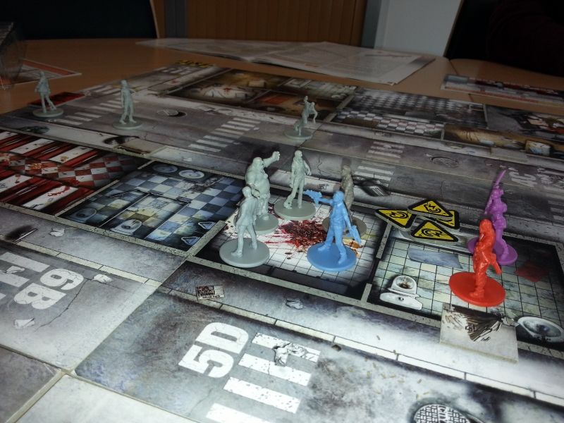 Vi et moi face au fatti : grace à ma tronconneuse tout ira bien pour nous !