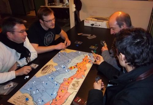 Premier tour, et les américains attaquent à l'ouest...