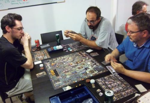 Une autre partie jouée simultanément à la notre, config 3.