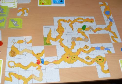 Un spéléologue vert prisonnier entre deux trémis !