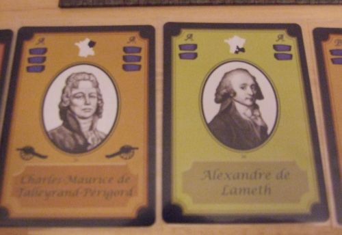 Quelques cartes...admirez l'apport de la nouvelle édition...malgré la photo toute floue (et m....)