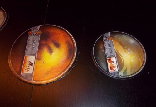 Mars et Ganymède...pour l'instant, il n'y a personne. 