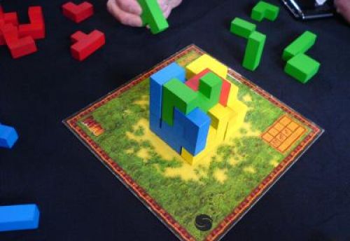 Une belle conctruction ? 6 étages en cours ... 