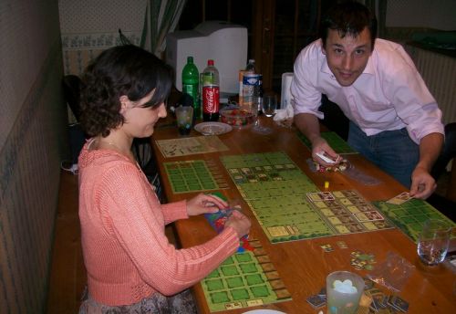 Pendant que Mélanie et Helder mettent en place et que Eugénie s'occupe du bébé, j'ai le beau rôle : faire les photos !  ;)