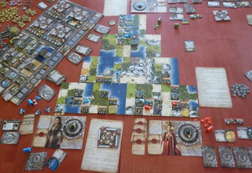 Le plateau en fin de jeu... il ne reste plus grand chose niveau armées !