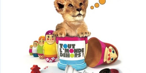 Tout le Monde Dehors ! 